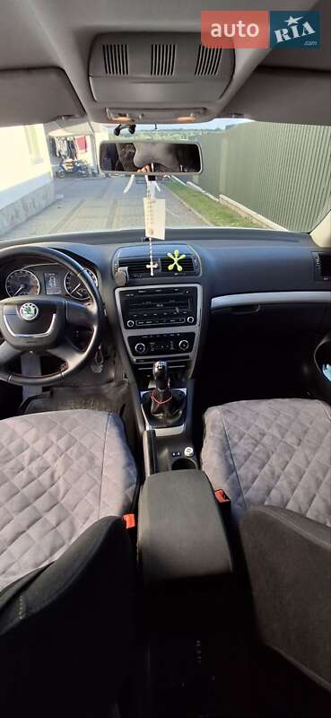 Лифтбек Skoda Octavia 2010 в Тернополе фото 3 Лифтбек Skoda Octavia 2010 в Тернополе
