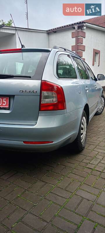 Универсал Skoda Octavia 2009 в Луцке
