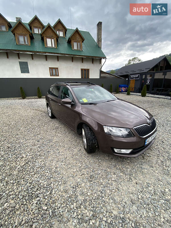 Универсал Skoda Octavia 2014 в Рахове