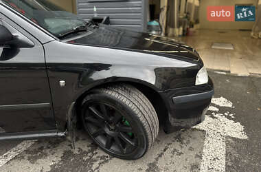 Универсал Skoda Octavia 2003 в 