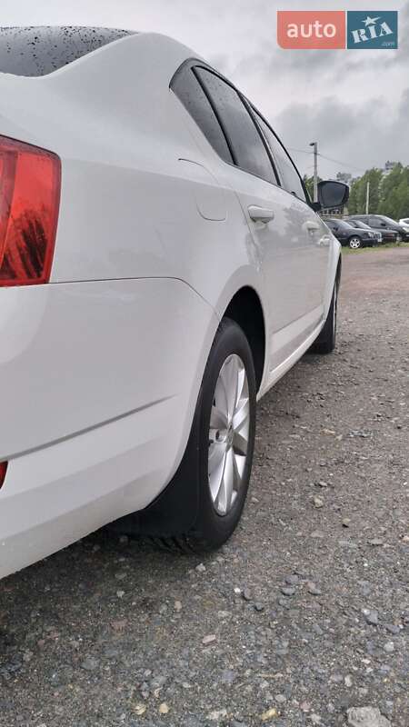 Лифтбек Skoda Octavia 2016 в Киеве