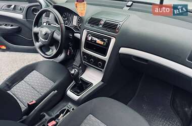 Лифтбек Skoda Octavia 2010 в 