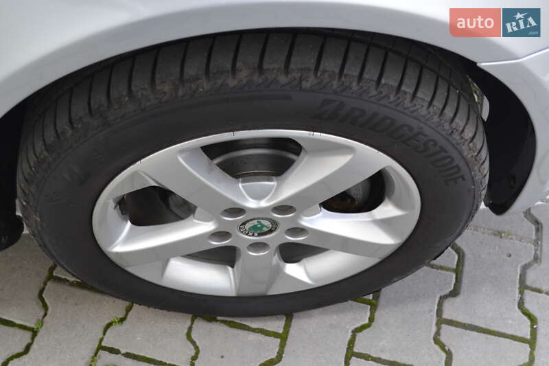 Универсал Skoda Octavia 2011 в Виннице