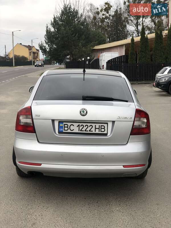 Лифтбек Skoda Octavia 2011 в Львове