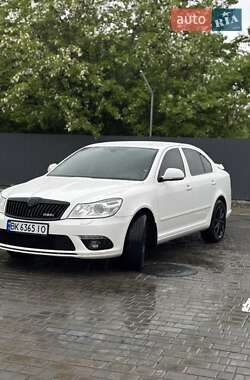 Лифтбек Skoda Octavia 2011 в 