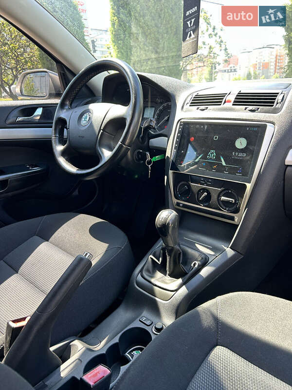 Універсал Skoda Octavia 2008 в Сумах