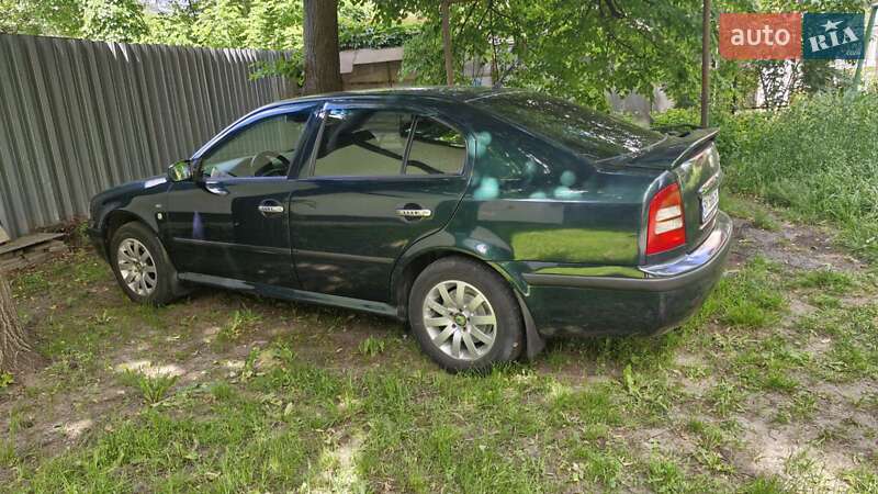 Лифтбек Skoda Octavia 2003 в Ахтырке