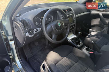 Лифтбек Skoda Octavia 2010 в 