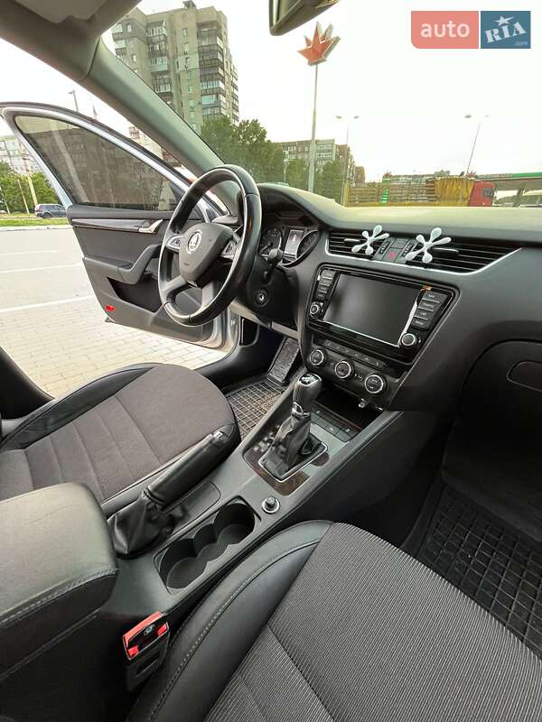 Універсал Skoda Octavia 2013 в Сумах