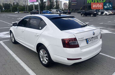 Лифтбек Skoda Octavia 2014 в 