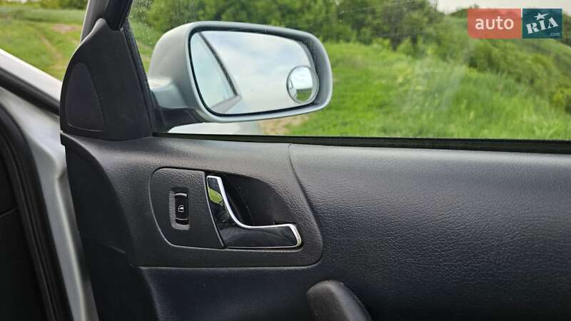 Лифтбек Skoda Octavia 2004 в Полтаве