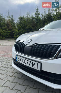 Ліфтбек Skoda Octavia 2018 в 