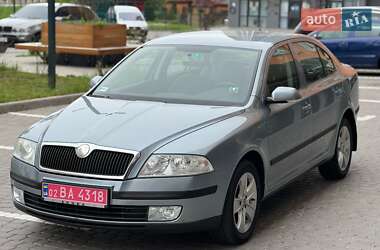 Лифтбек Skoda Octavia 2005 в 