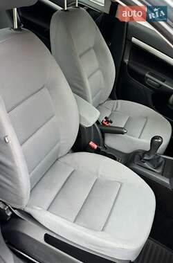Лифтбек Skoda Octavia 2005 в 