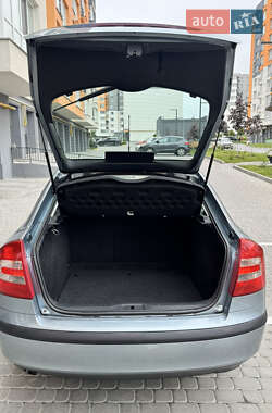 Лифтбек Skoda Octavia 2005 в 