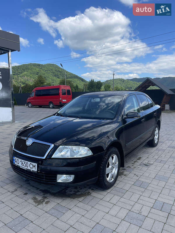 Ліфтбек Skoda Octavia 2005 в Іршаві