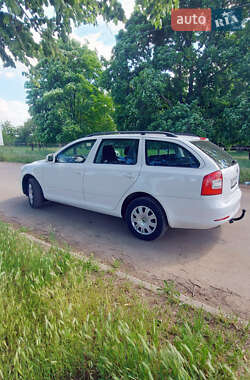 Универсал Skoda Octavia 2012 в 