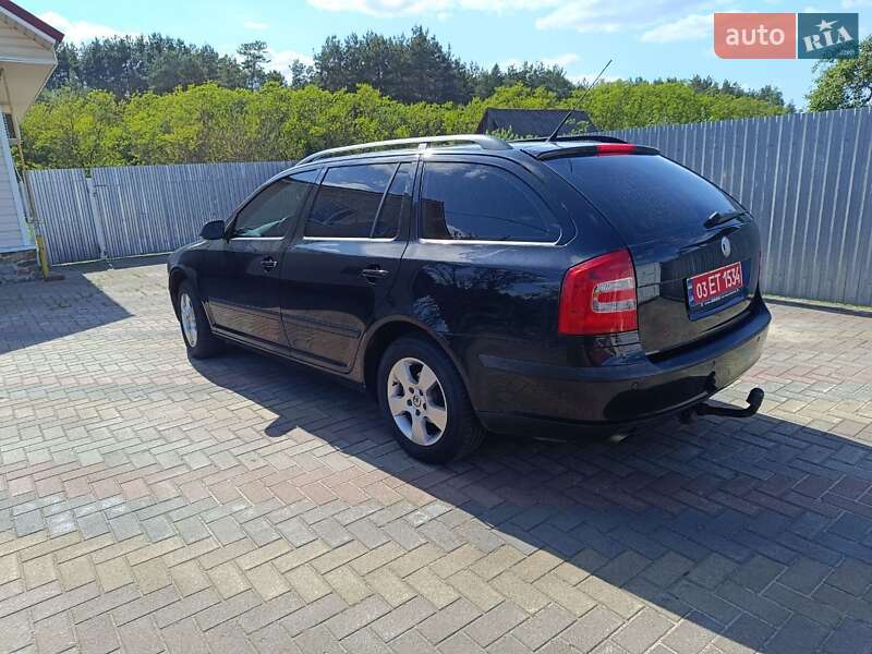 Універсал Skoda Octavia 2008 в Сарнах