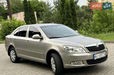 Лифтбек Skoda Octavia 2012 в 