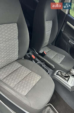 Лифтбек Skoda Octavia 2012 в 