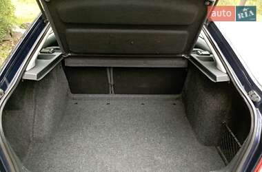 Лифтбек Skoda Octavia 2002 в 
