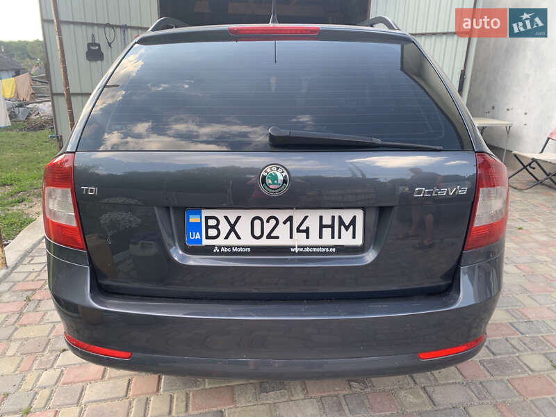 Універсал Skoda Octavia 2011 в Дунаївцях