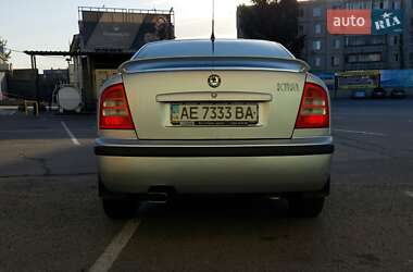 Ліфтбек Skoda Octavia 2006 в 