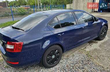 Лифтбек Skoda Octavia 2016 в 