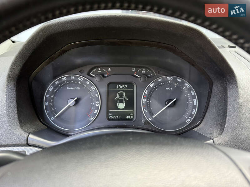 Лифтбек Skoda Octavia 2006 в Снятине