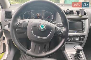 Універсал Skoda Octavia 2012 в Сумах
