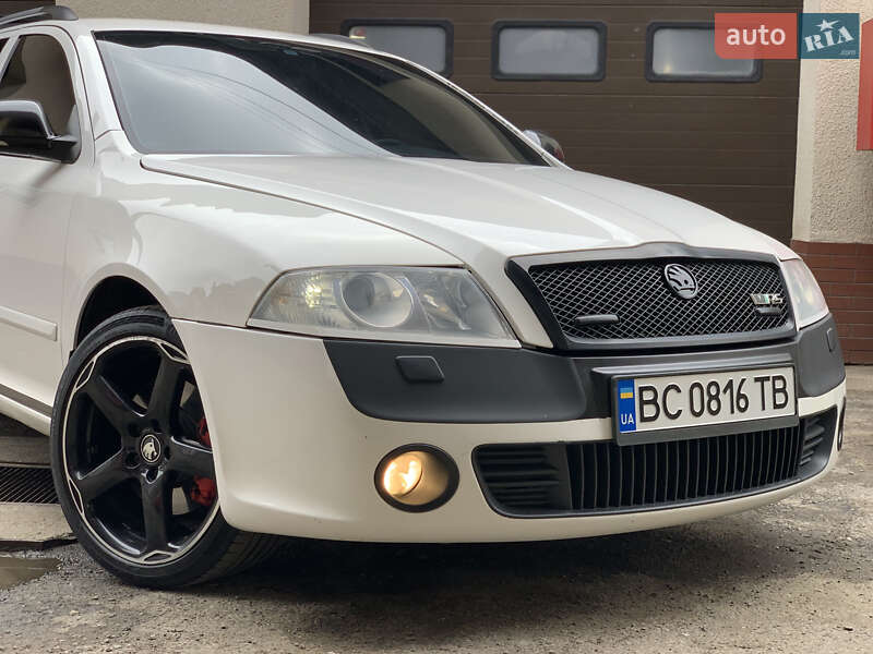 Універсал Skoda Octavia 2009 в Івано-Франківську