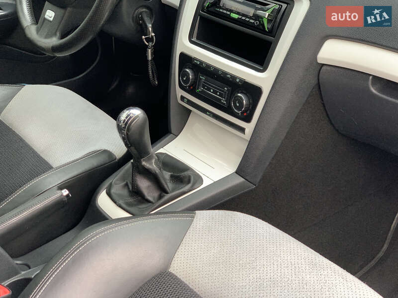 Універсал Skoda Octavia 2009 в Івано-Франківську