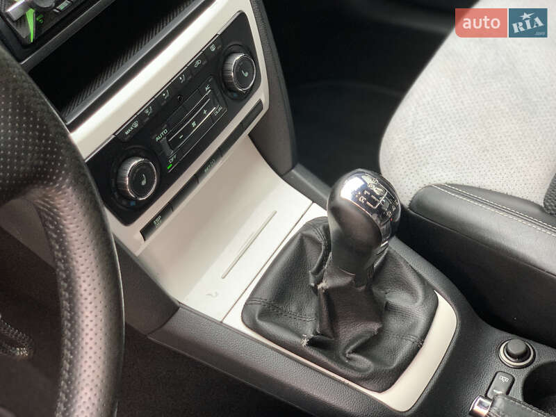 Універсал Skoda Octavia 2009 в Івано-Франківську