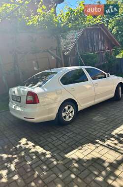 Лифтбек Skoda Octavia 2010 в 