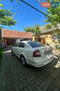 Лифтбек Skoda Octavia 2010 в 