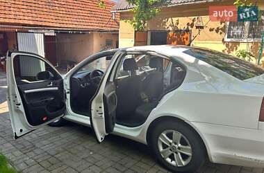 Лифтбек Skoda Octavia 2010 в 