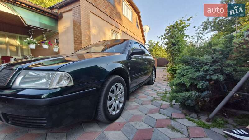 Лифтбек Skoda Octavia 2003 в Ахтырке