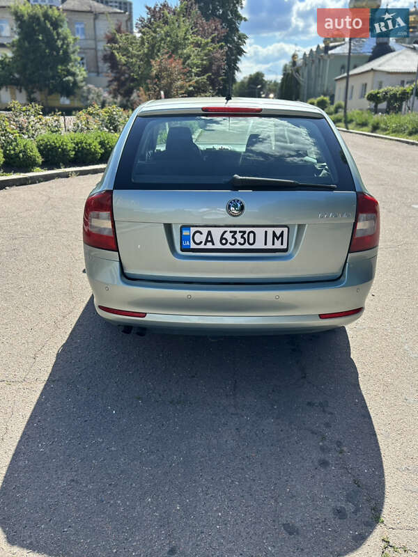 Универсал Skoda Octavia 2009 в Черкассах
