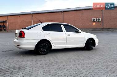 Лифтбек Skoda Octavia 2011 в 