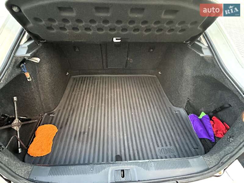 Лифтбек Skoda Octavia 2011 в Львове