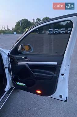 Универсал Skoda Octavia 2010 в 