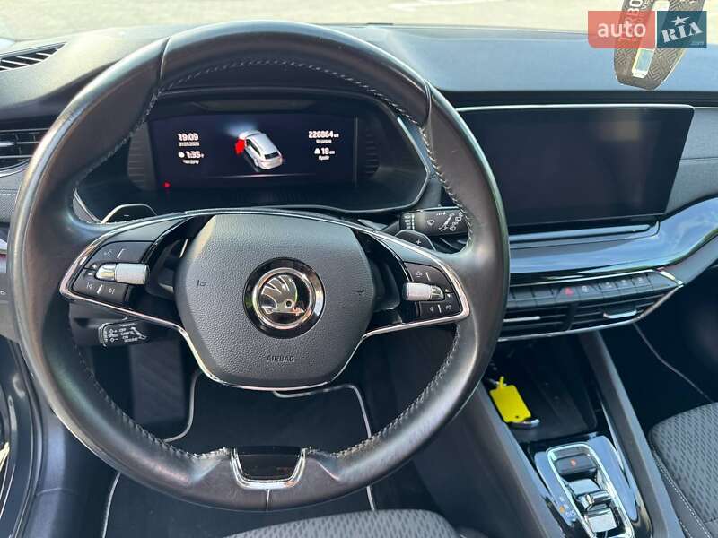 Універсал Skoda Octavia 2021 в Бережанах