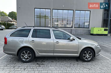 Универсал Skoda Octavia 2011 в 