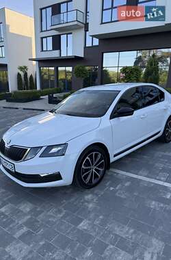 Ліфтбек Skoda Octavia 2017 в 