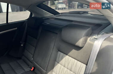 Лифтбек Skoda Octavia 2011 в 