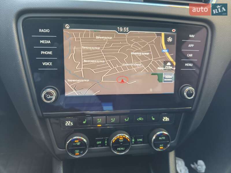 Універсал Skoda Octavia 2017 в Звягелі