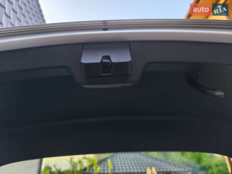 Універсал Skoda Octavia 2017 в Звягелі