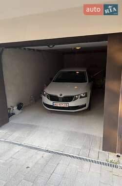 Ліфтбек Skoda Octavia 2017 в 