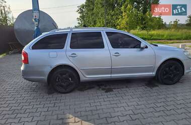 Универсал Skoda Octavia 2011 в 
