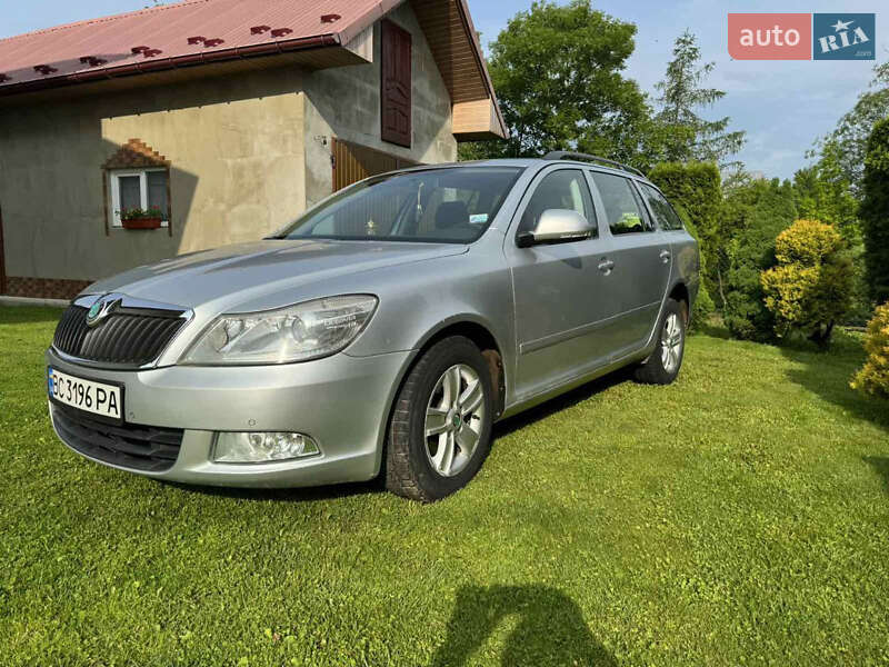 Универсал Skoda Octavia 2009 в Дрогобыче